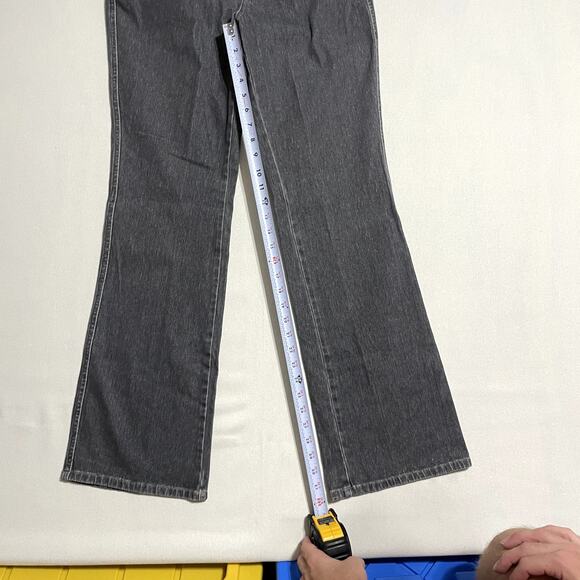 Coldwater Creek Natural Fit Black Washed Denim Flared Bootcut Jeans - Size 8 - Picture 5 of 8